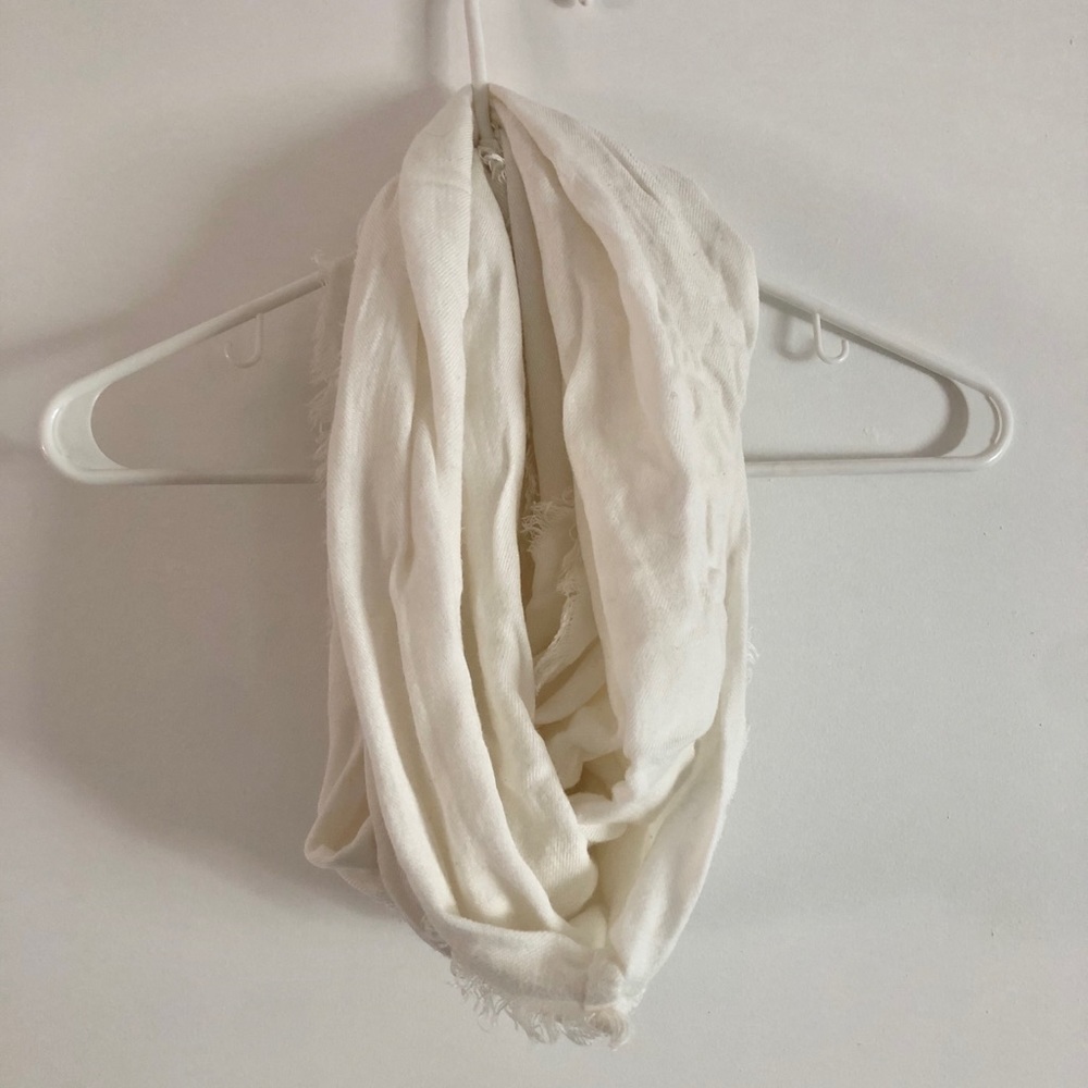 White Circle Scarf